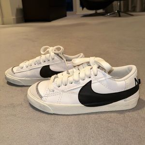 Nike Sneaker